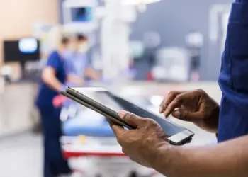 Most Americans want providers to disclose AI use, report says